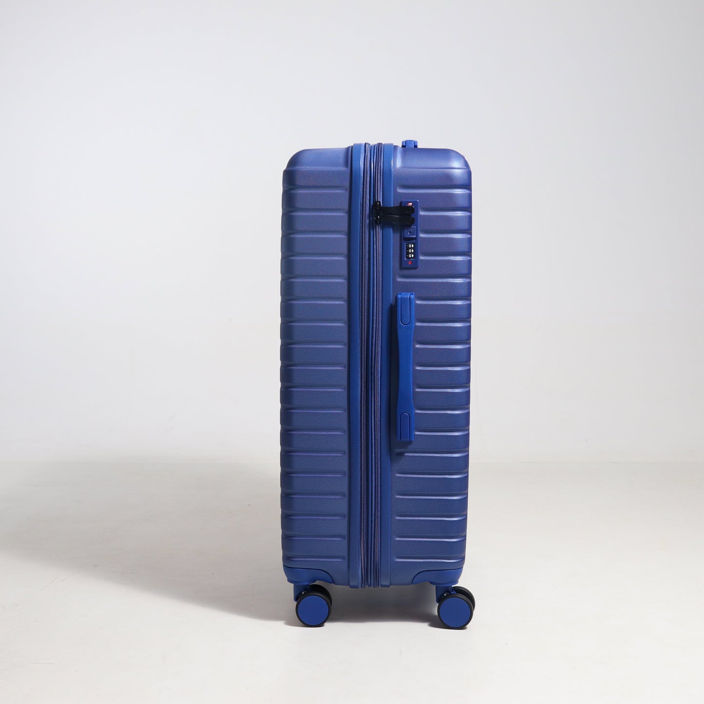 Mala de Viagem Grande ABS 32 Kg Cross - IKA